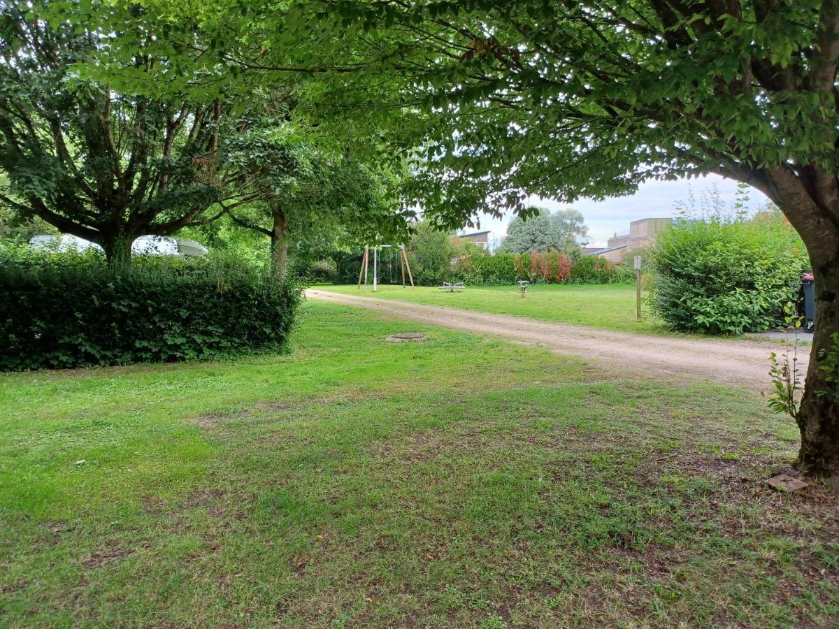 Camping Le Vallage Attigny Exterior photo